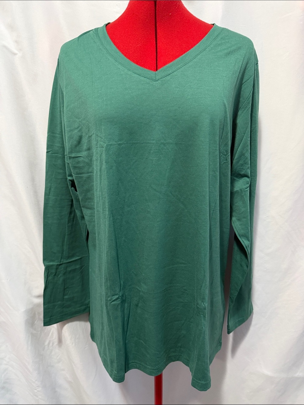 Everyday V-Neck Long Sleeve Top - Forest Green